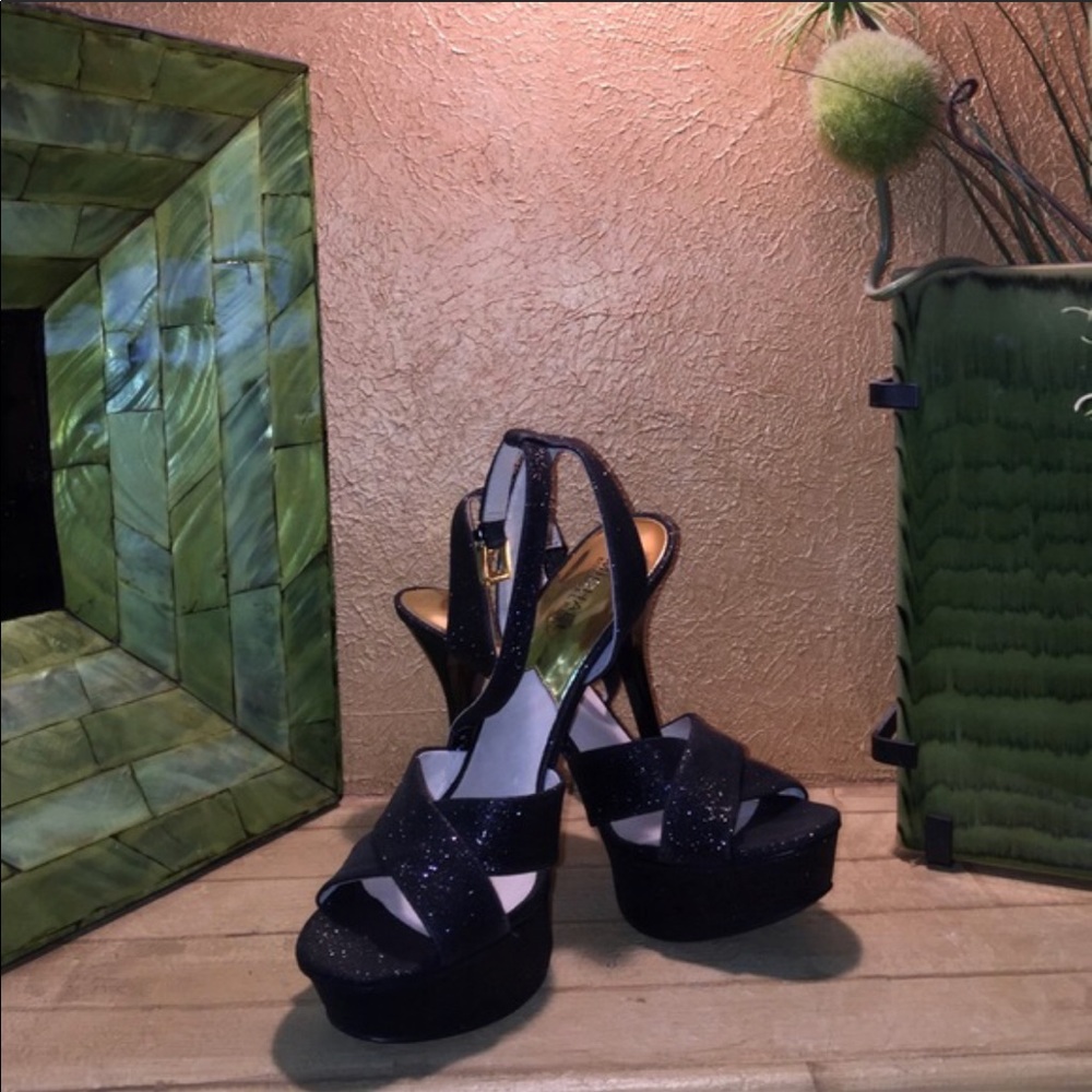 MK. Heels 👌🏼